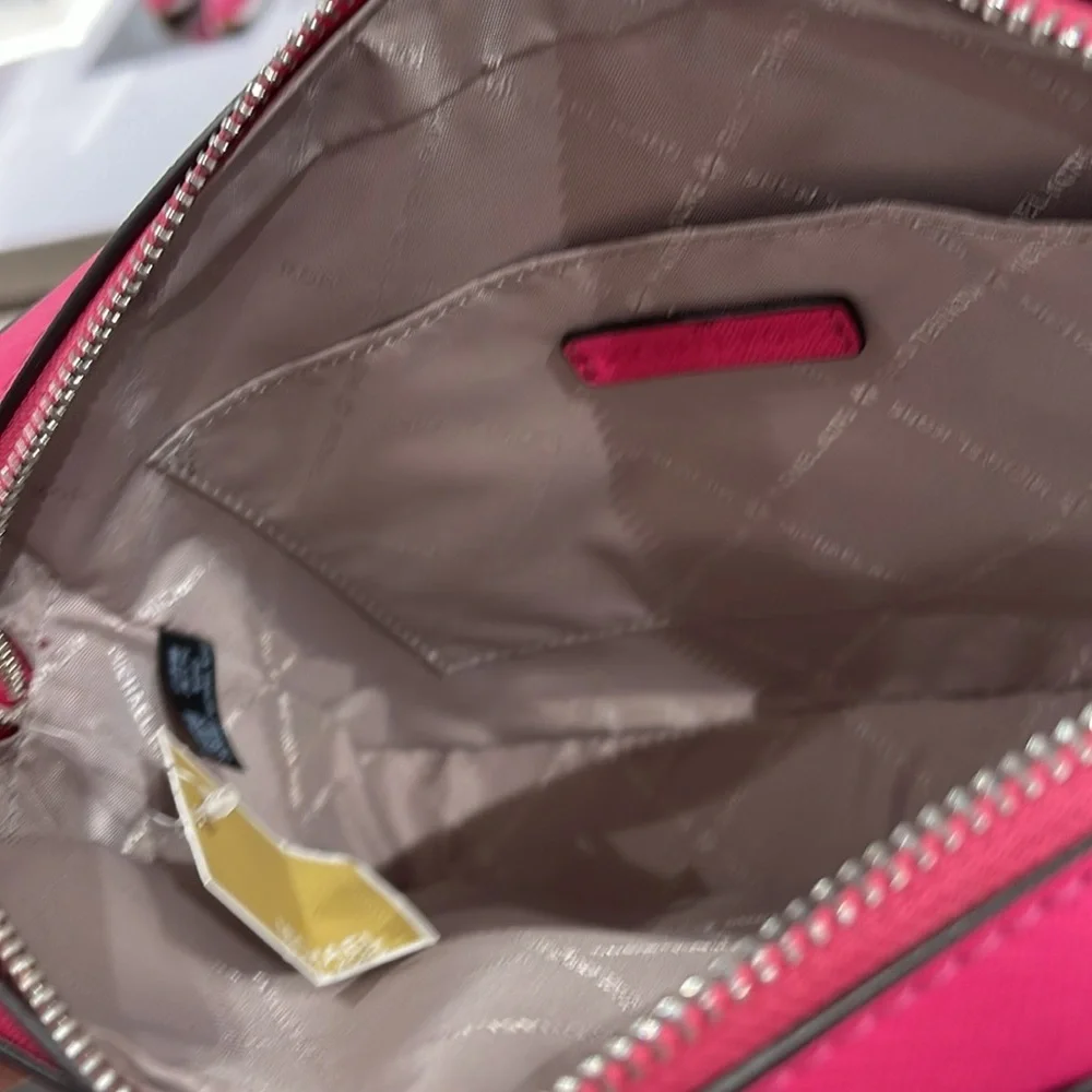 Michael Kors Jet Set Large Saffiano Leather EW Crossbody Bag  Dragonfruit NWT